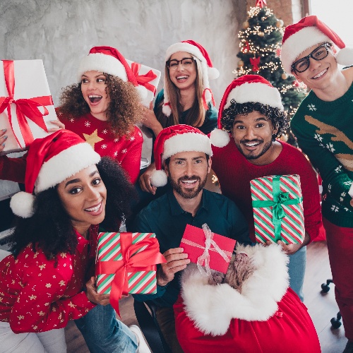 Season’s Greetings from HUYI STEEL: Celebrating the Spirit of Collaboration